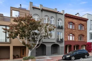 Photo #1: 423760478 Listing 