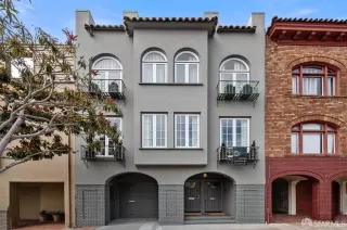 Photo #2: 423760478 Listing 