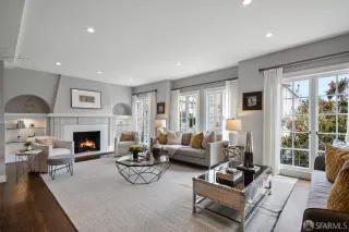 Photo #6: 423760478 Listing 