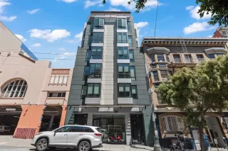 Photo #2: 423760479 Listing