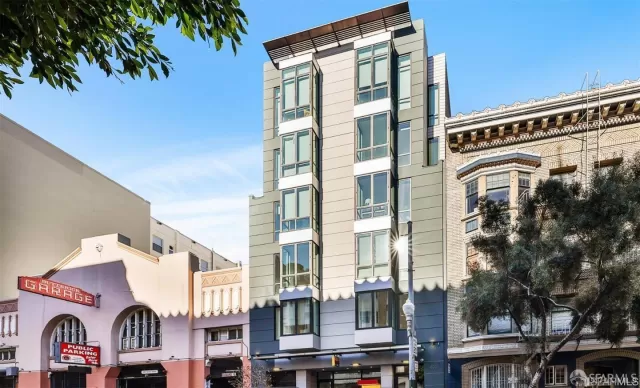 MLS: 423760484 Condo For Sale