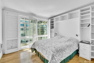 Photo #5: 423760529 Listing 