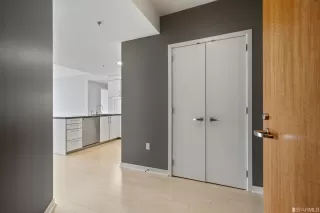 Photo #2: 423760634 Listing