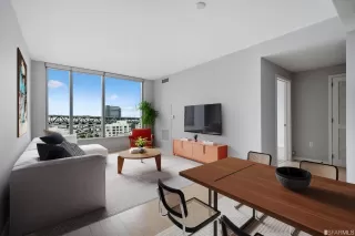 Photo #3: 423760634 Listing