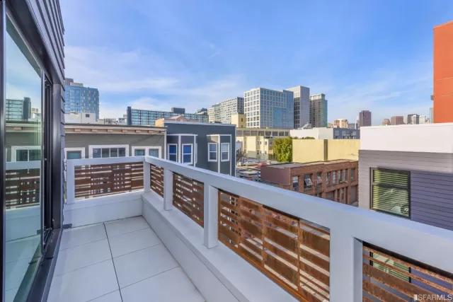 MLS: 423760657 Condo For Sale