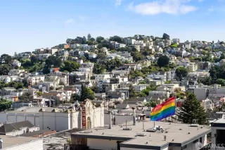 Photo #6: 423760672 Listing