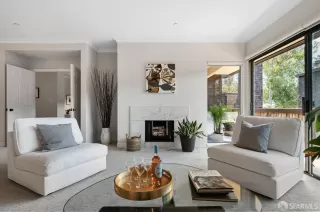 Photo #2: 423900031 Listing