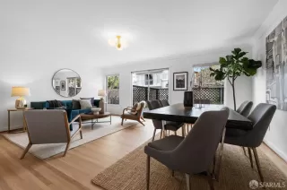 Photo #3: 423900119 Listing 