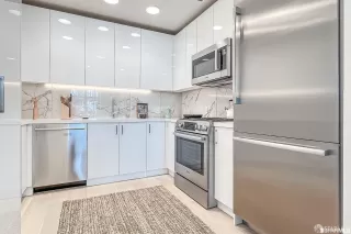 Photo #5: 423900145 Listing