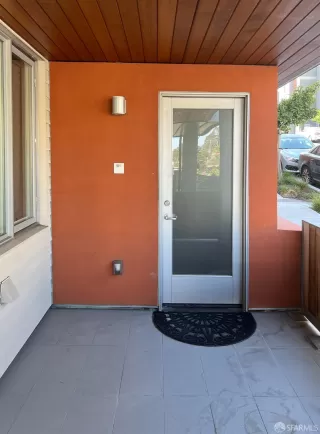 Photo #2: 423900160 Listing 