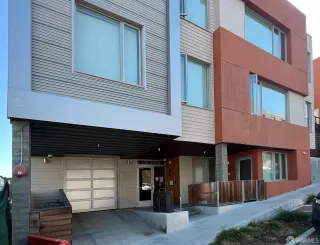 Photo #4: 423900160 Listing 