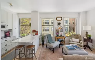 Photo #3: 423900163 Listing 