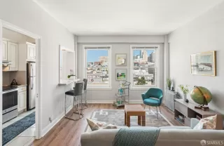 Photo #4: 423900181 Listing 