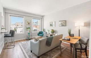 Photo #5: 423900181 Listing 