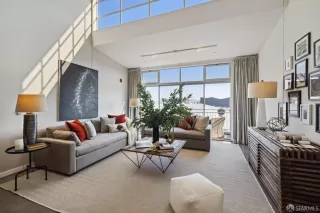 Photo #1: 423900267 Listing