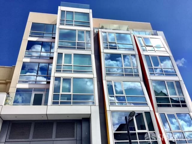 MLS: 423900388 Condo For Sale