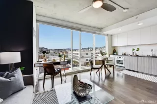 Photo #2: 423900393 Listing 