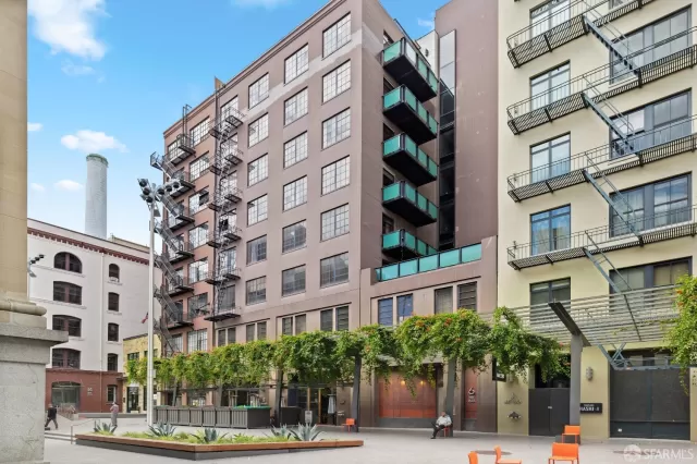 MLS: 423900431 Condo For Sale