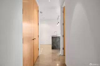 Photo #4: 423900431 Listing