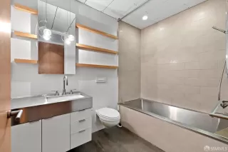 Photo #6: 423900431 Listing