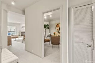 Photo #3: 423900438 Listing 