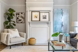 Photo #4: 423900489 Listing