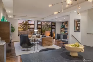 Photo #2: 423904314 Listing