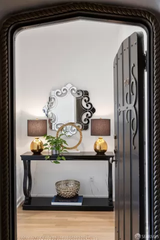Photo #3: 423905857 Listing