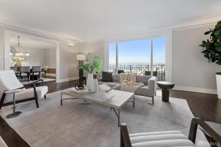 Photo #6: 423905871 Listing