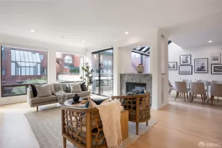 Photo #2: 423906028 Listing 