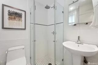 Photo #6: 423906373 Listing 