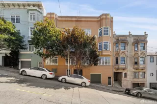 Photo #4: 423906404 Listing 