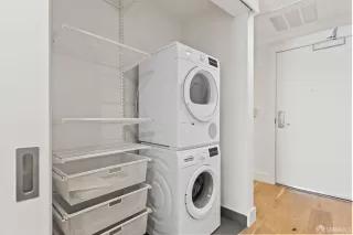 Photo #6: 423906466 Listing