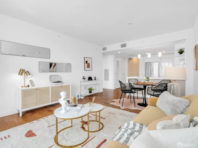 MLS: 423906684 Condo For Sale