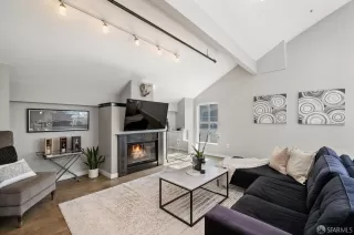 Photo #3: 423907190 Listing 