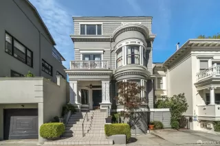 Photo #1: 423907248 Listing