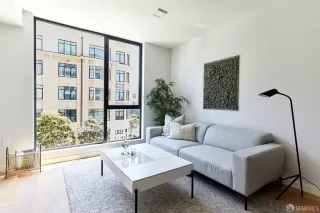 Photo #4: 423907345 Listing 