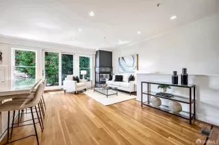 Photo #3: 423907428 Listing 