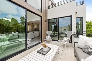 Photo #5: 423907770 Listing