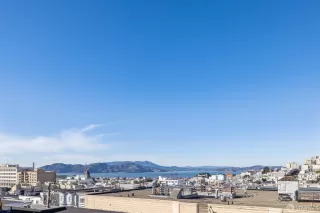 Photo #5: 423907779 Listing