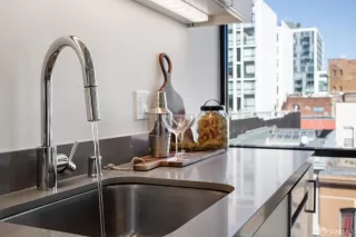 Photo #5: 423907895 Listing