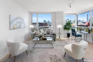 Photo #3: 423907932 Listing