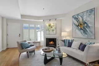 Photo #2: 423907992 Listing