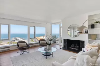 Photo #3: 423908078 Listing