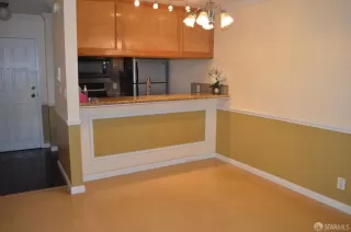 Photo #1: 423908561 Listing