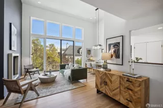 Photo #2: 423908676 Listing 