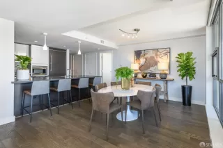 Photo #5: 423908860 Listing 