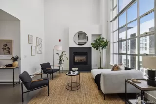 Photo #4: 423908889 Listing 