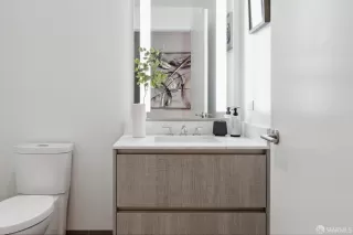 Photo #6: 423909248 Listing