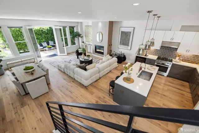 MLS: 423909294 Condo For Sale